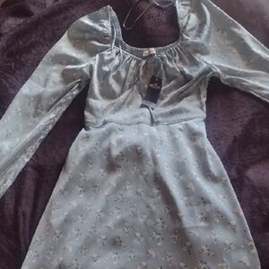 Hollister Pale Blue Floral Long Sleeve Girls Dress